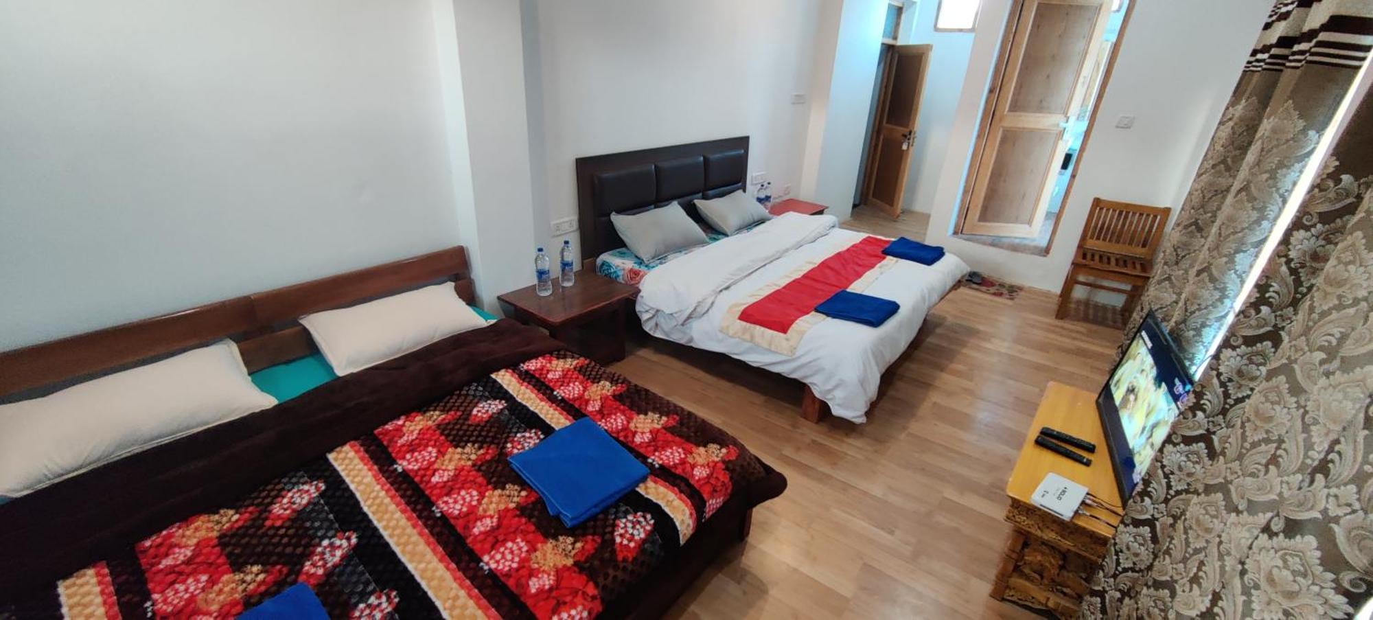 Apartamento Lynx Near Leh Airport Exterior foto